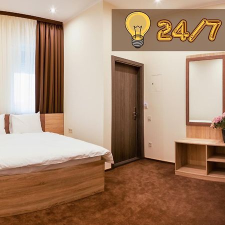 Twin Apart Hotel Kiev Eksteriør billede